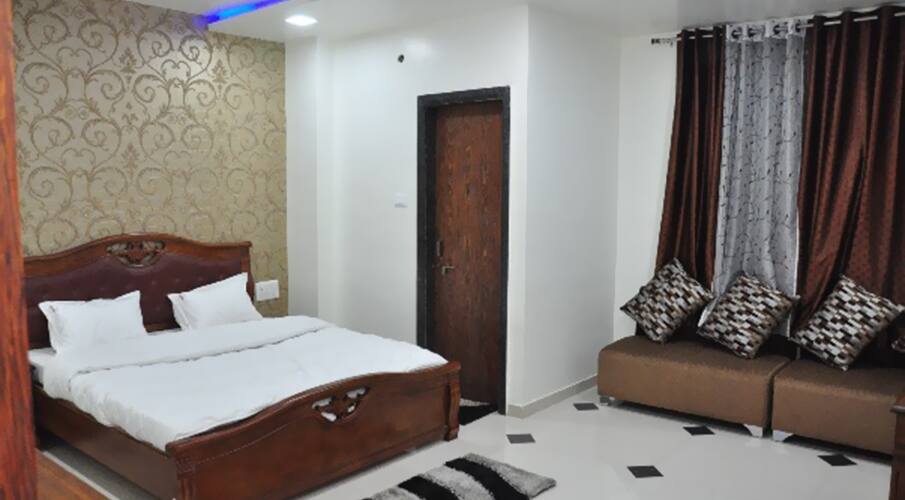 Nakshtra Inn, Buldhana 3